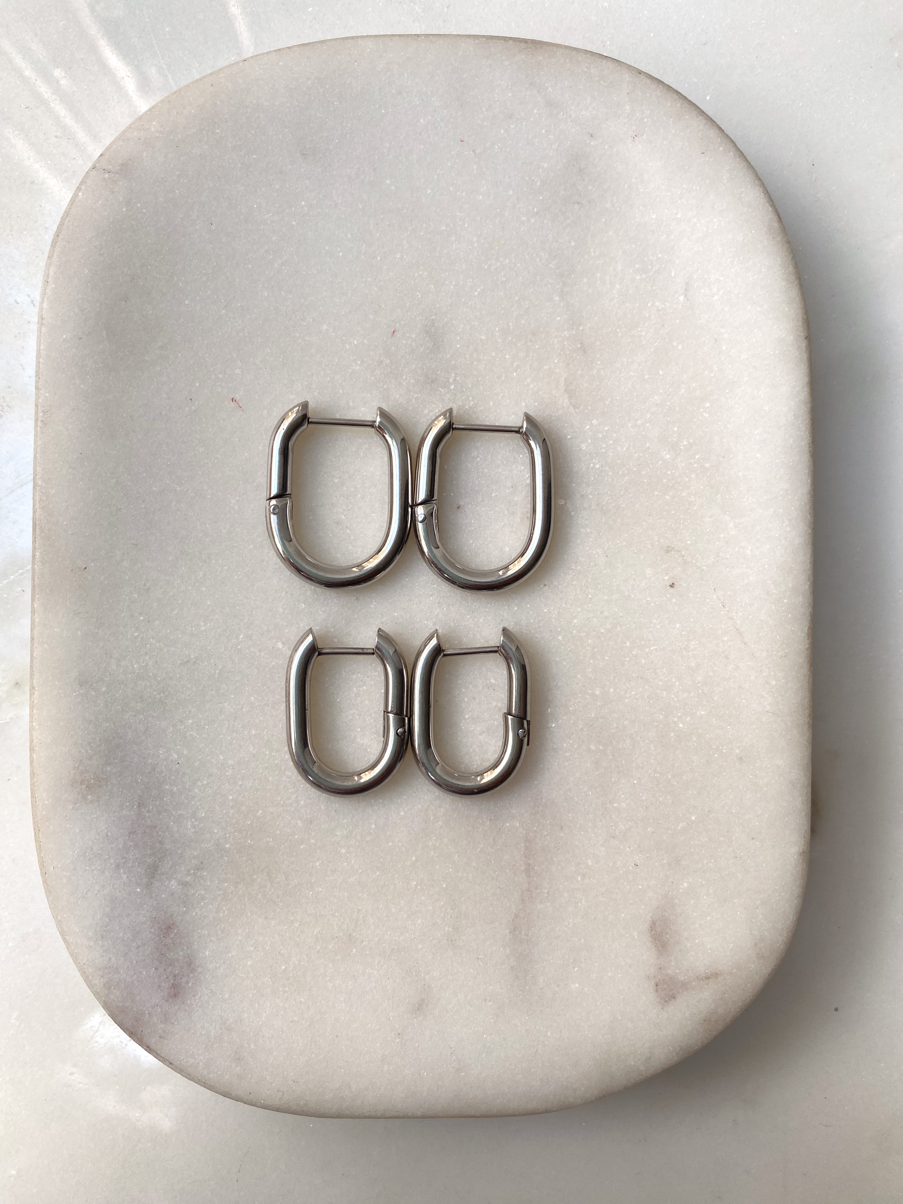 HAILEY | Tarnish Free | Gold/Silver Oval Hoops | Earring
