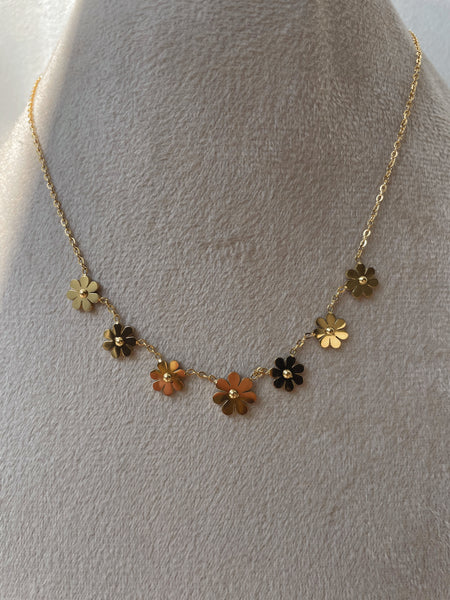 DAISY | Tarnish Free | Gold Flower | Necklace