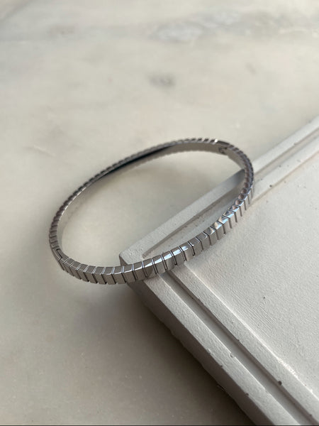 BERLIN | Tarnish Free | Gold/Silver/Rose-Gold Ridged | Bangle