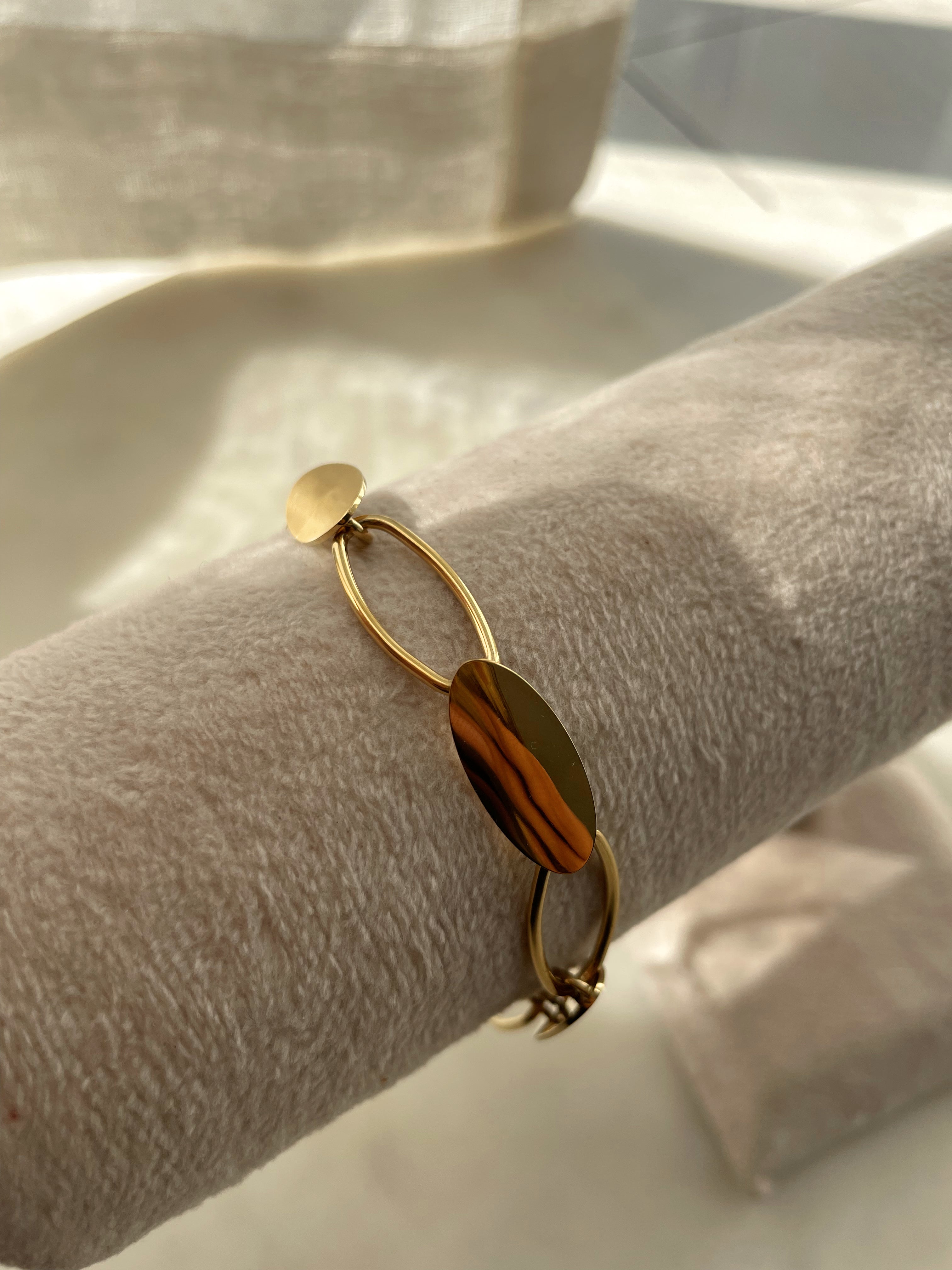 BLAZE | Tarnish-Free | Gold Chunky Plate and Link | Bracelet