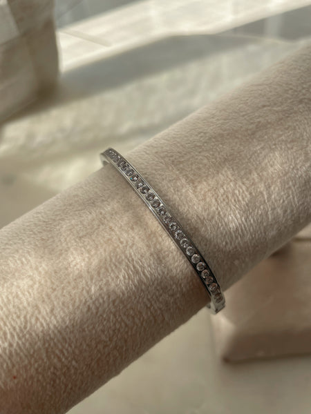 WONDERLAND | Tarnish Free | Gold/Silver/Rose-Gold | Cubic Zirconia | Bangle