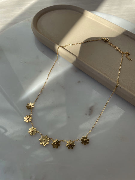 DAISY | Tarnish Free | Gold Flower | Necklace