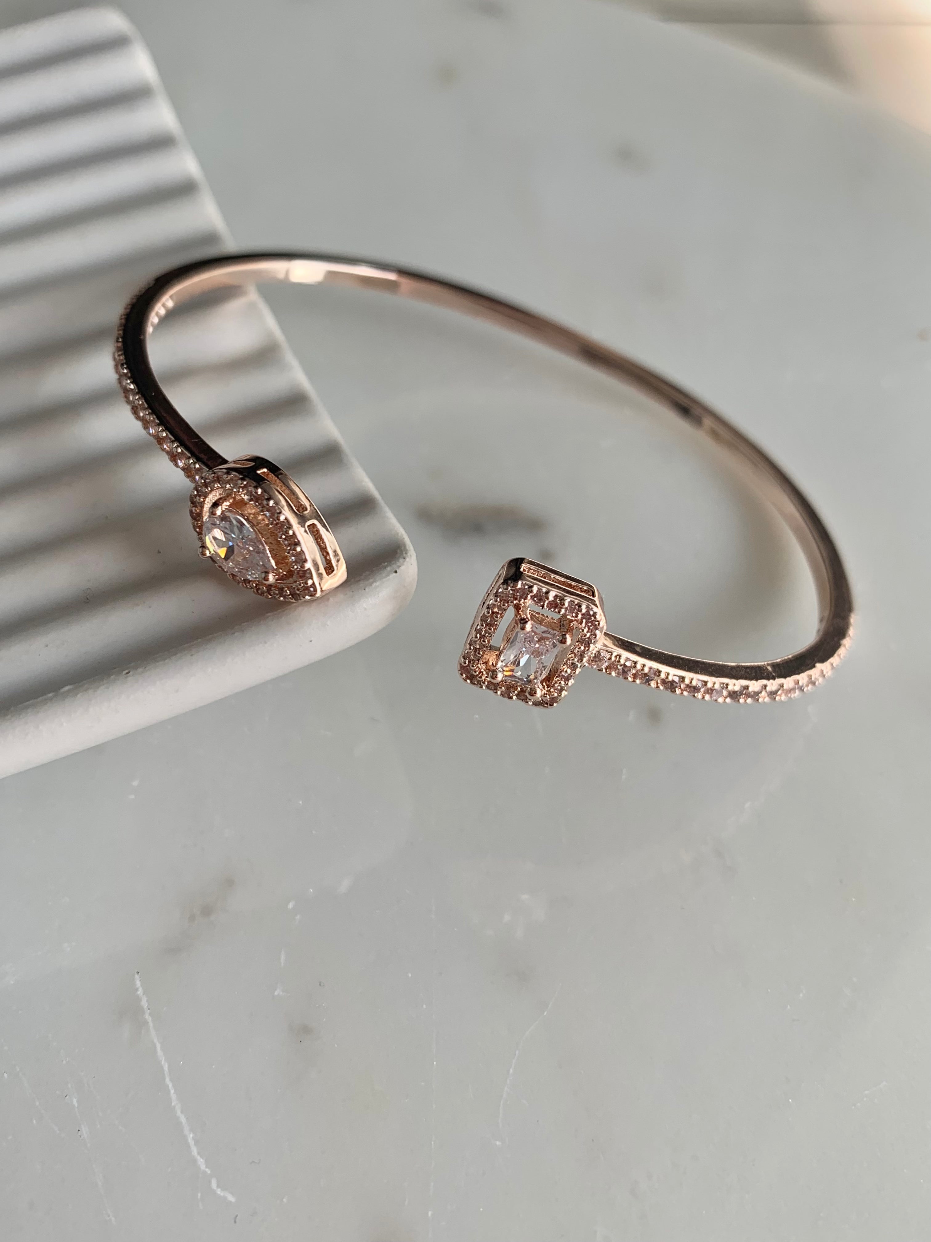 Ella I Luxury | Gold/Silver/RoseGold | AAA Grade Cubic Zirconia I