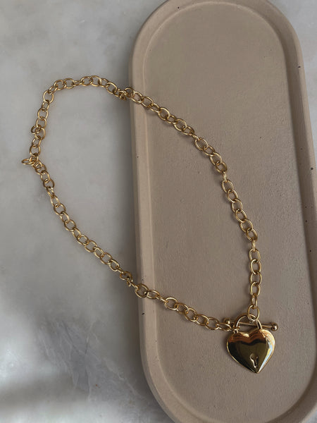 SANSA | Tarnish-Free | Gold/Silver Chunky Link Heart Lock Pendant | Toggle Necklace
