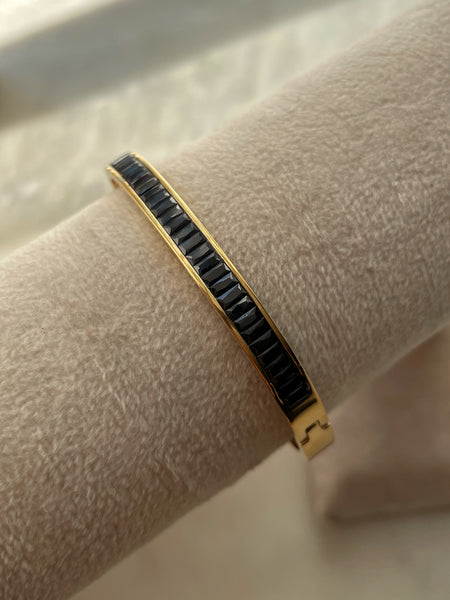 NORTH | Tarnish-Free | Gold Clear/Black/Emerald/Pink | Bangle