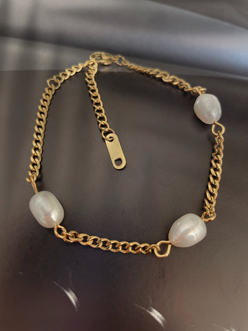 Moana I Gold Plated | Pearl Bracelet | Tarnish Free