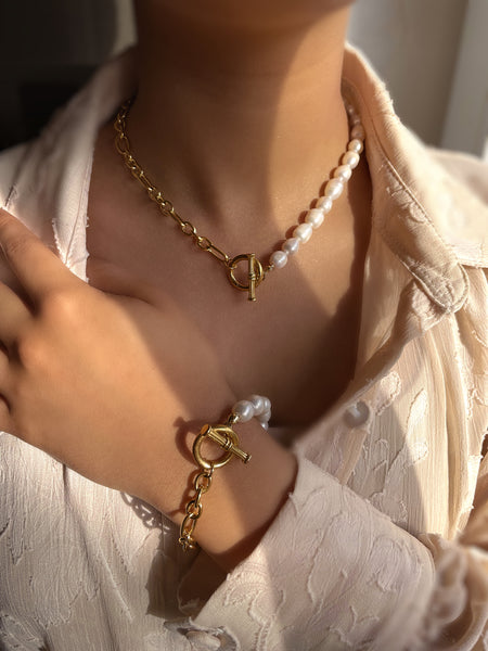 SERENDIPITY | Tarnish-Free | Chunky Gold Link and Pearl Toggle | Necklace/Bracelet