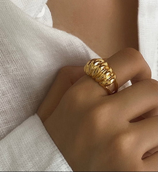 VALERIE | Gold/Silver Chunky Croissant Adjustable Ring | Gold/Silver