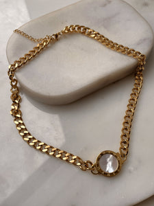 IT-GIRL | Tarnish-Free | Gold Chunky Link Reversible Black/White Pendant | Necklace