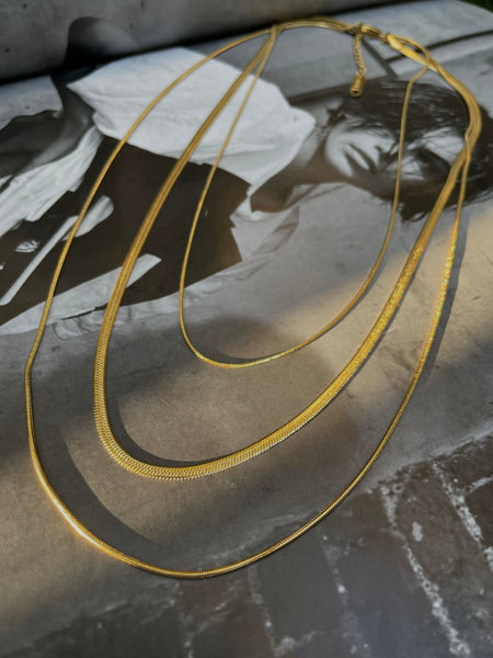 SAABI I Gold Plated Steel I Herringbone triple layer necklace