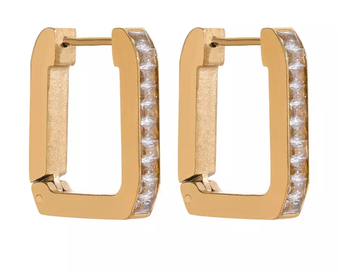 KENDALL TarnishFree Gold Cubic Zirconia Emerald/Clear Rectangul