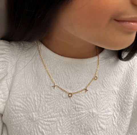 KIDS SPACED OUT WORD NECKLACES | Love/Brave/XOXO/Strong/Angel | Tarnish Free | 18ct Gold Plated and Stainless Steel |