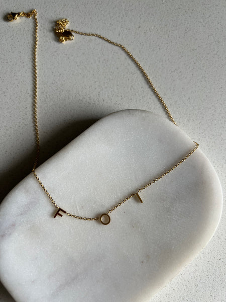 AUNT NECKLACES | 16 Terms | Spaced Out/Pendant Style | Tarnish Free | 18ct Gold Plated and Stainless Steel |